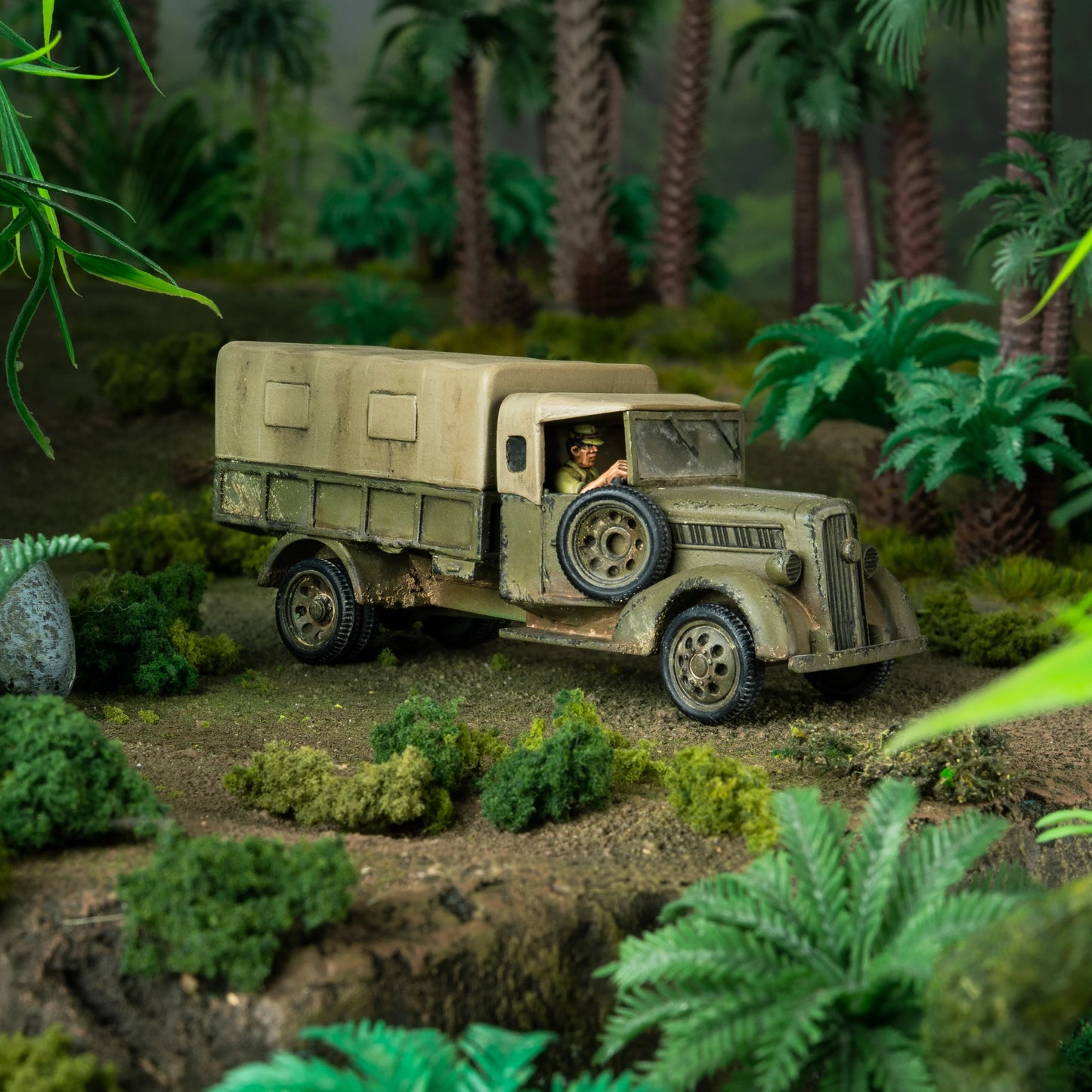 Type 97 Isuzu truck