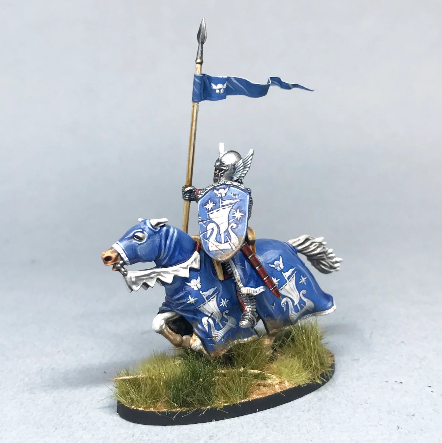 Medieval & Fantasy Heads, Cloaks & Shields